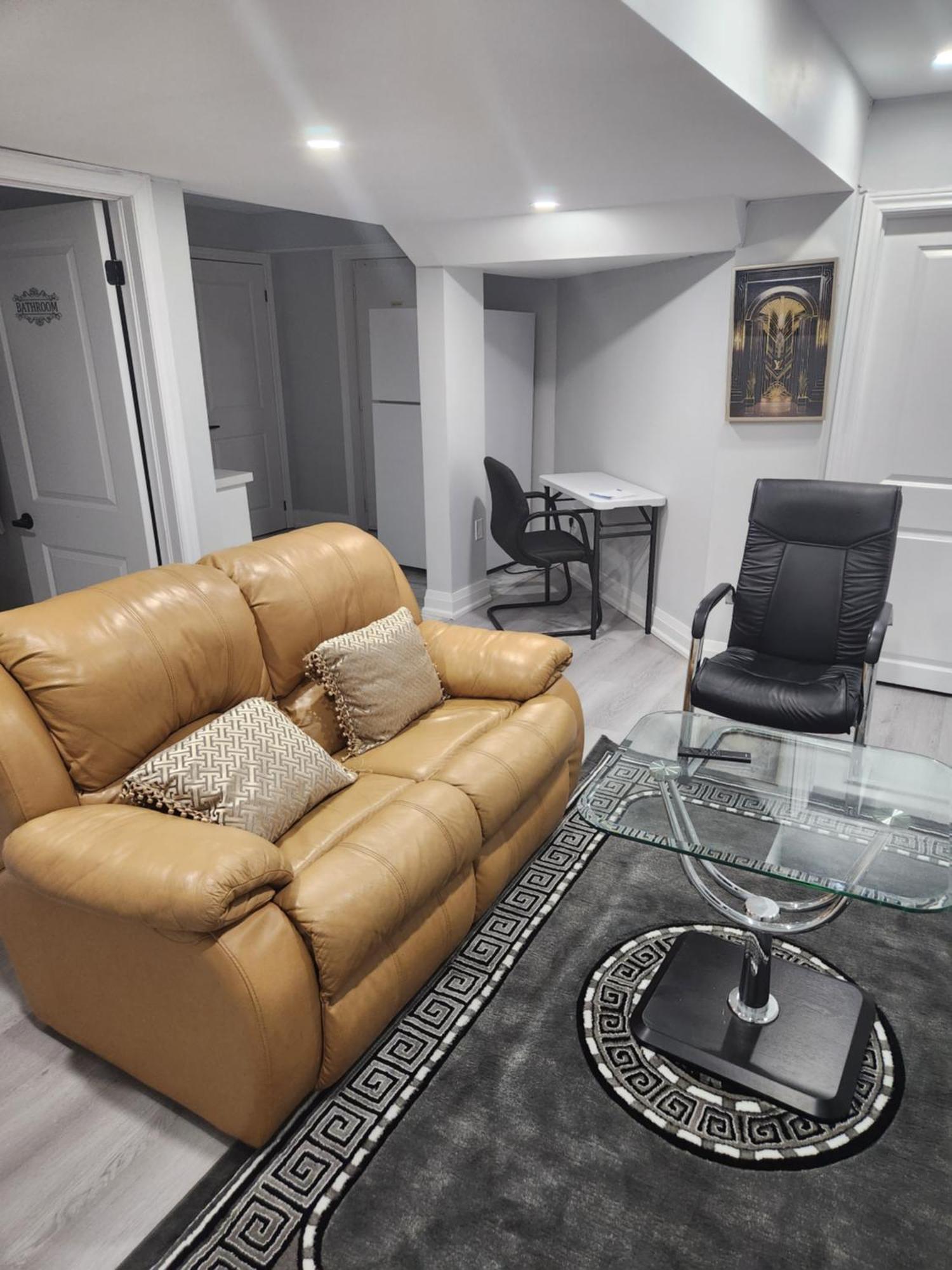 Apartment B 2 Bedroom Brampton Exterior foto